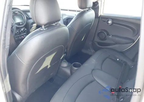 2020 Mini Hardtop Oxford Edition из США, поврежденный, VIN WMWXU7C04L2L89965